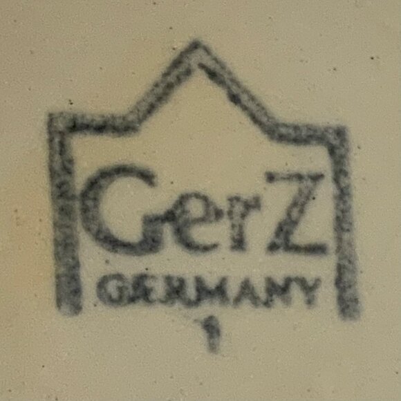 Vintage Gerz German Beer Stein With Lid .5L Neuschwanstein Castle Floral Design - Picture 8 of 8
